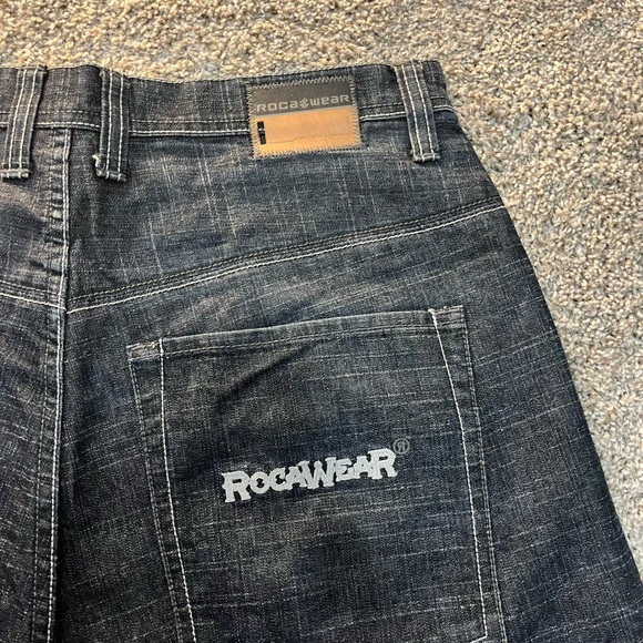 OG Rocawear Shorts - Picture 1 of 8